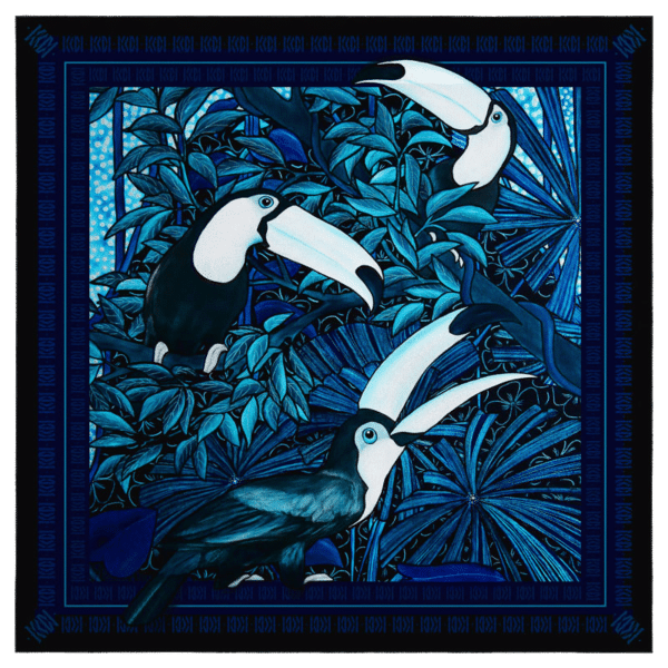 Foulard carré twill de soie Made inn France imprimé roulotté à la française blanc par Maison Fétiche Thématique : trois toucans toco bleus dans une foret de palmier